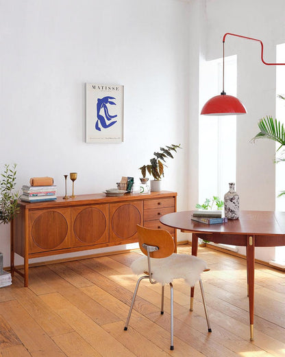Elio Plug-In Wall Lamp with Adjustable Brightness and Modern Design