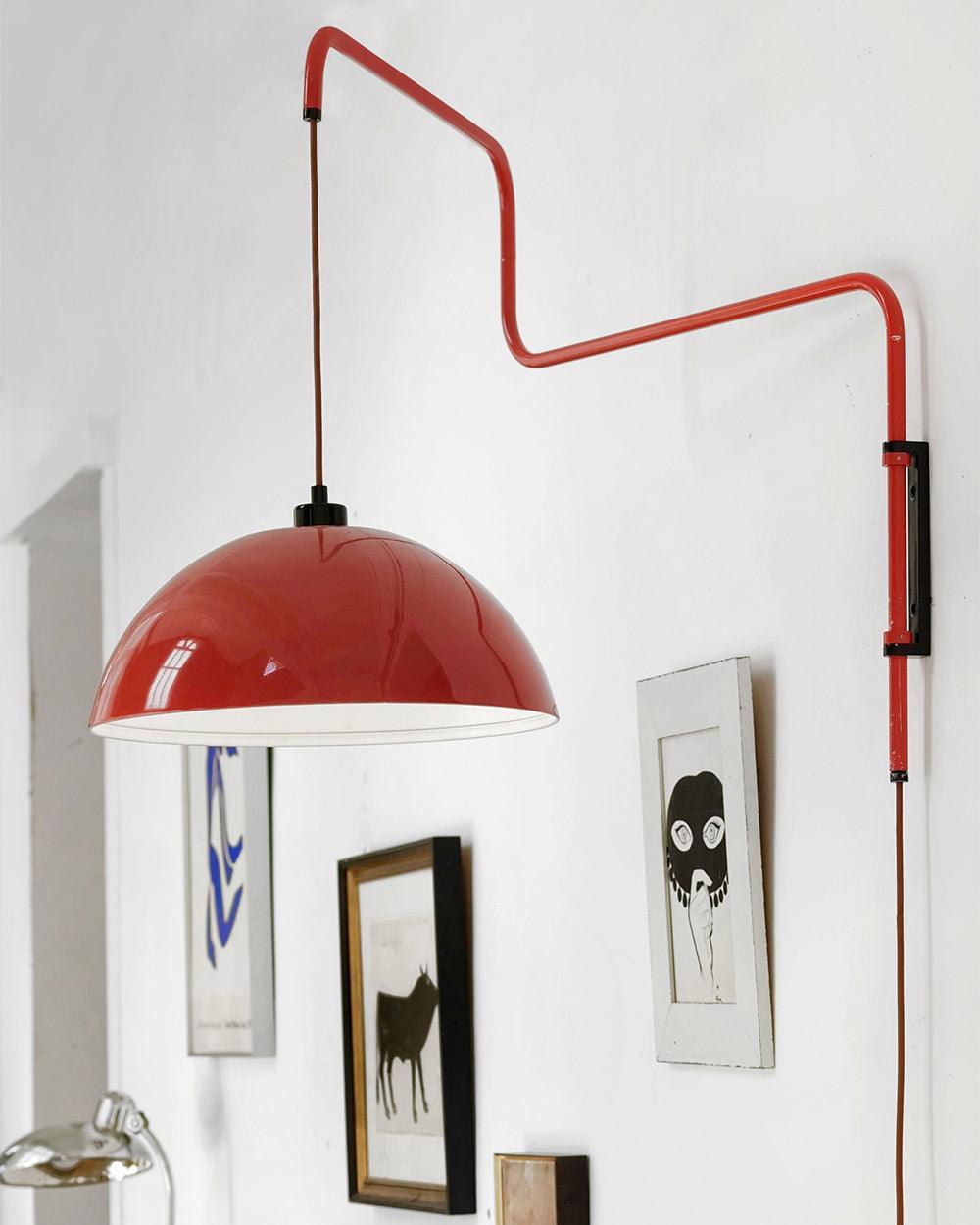 Elio Plug-In Wall Lamp with Adjustable Brightness and Modern Design