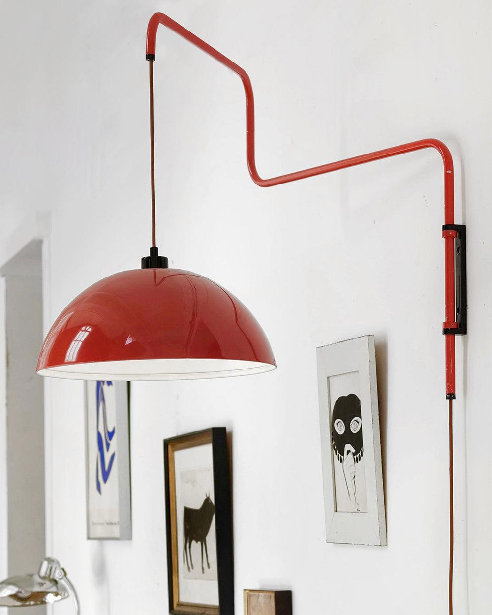 Elio Plug-In Wall Lamp with Adjustable Brightness and Modern Design