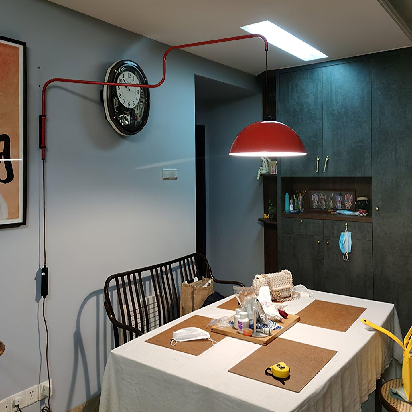Elio Plug-In Wall Lamp with Adjustable Brightness and Modern Design