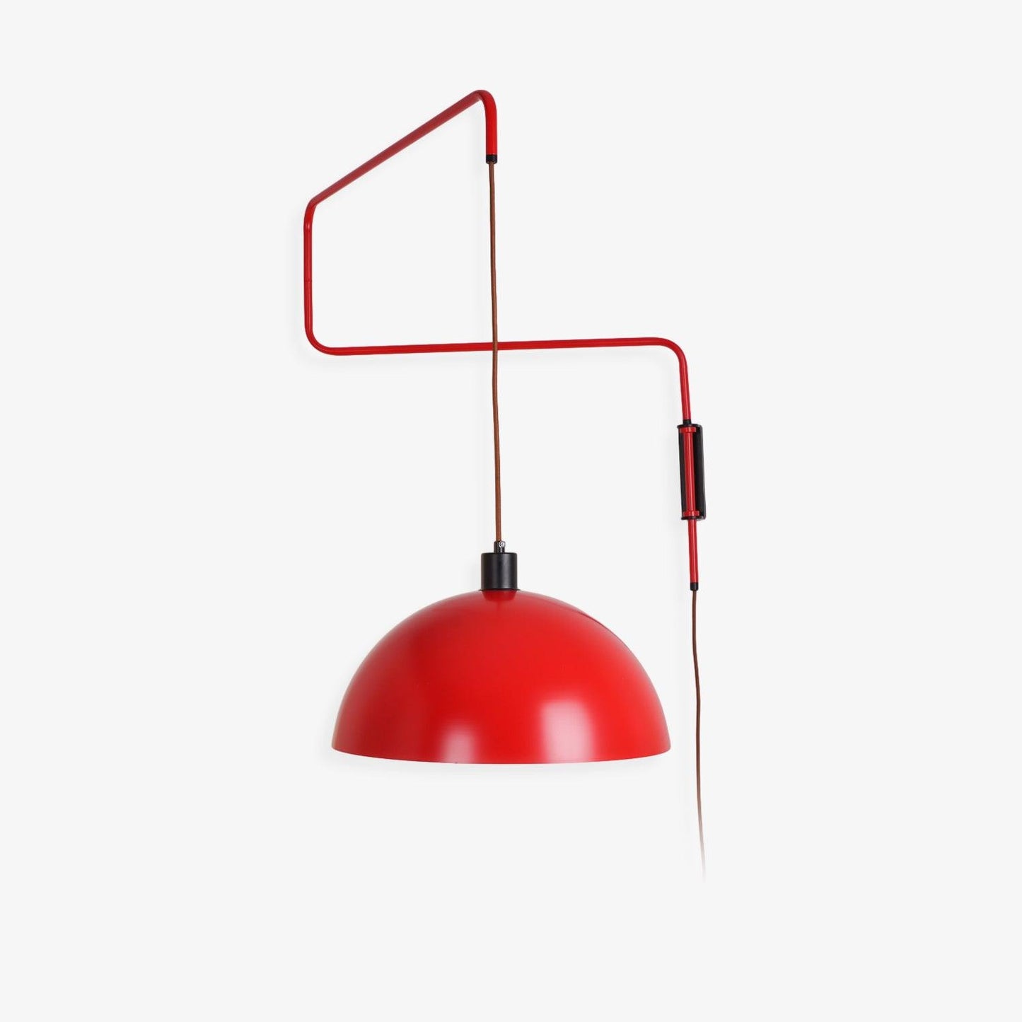 Elio Plug-In Wall Lamp with Adjustable Brightness and Modern Design