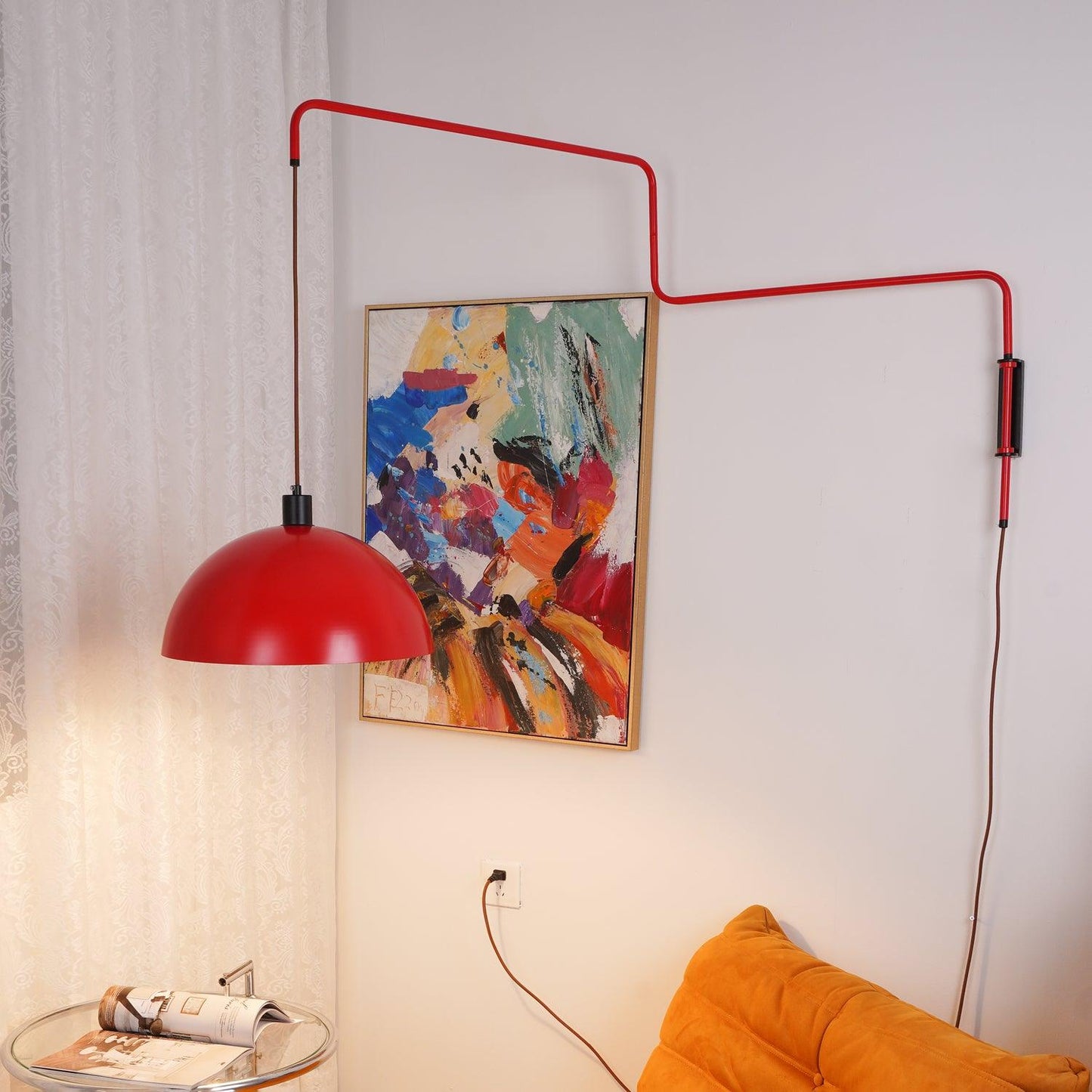 Elio Plug-In Wall Lamp with Adjustable Brightness and Modern Design