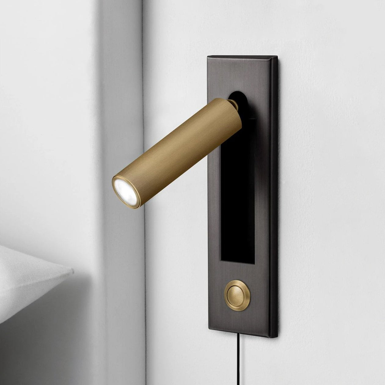 Embedded Bedside Plug-in Sconce with Dimmable Light & USB Charging