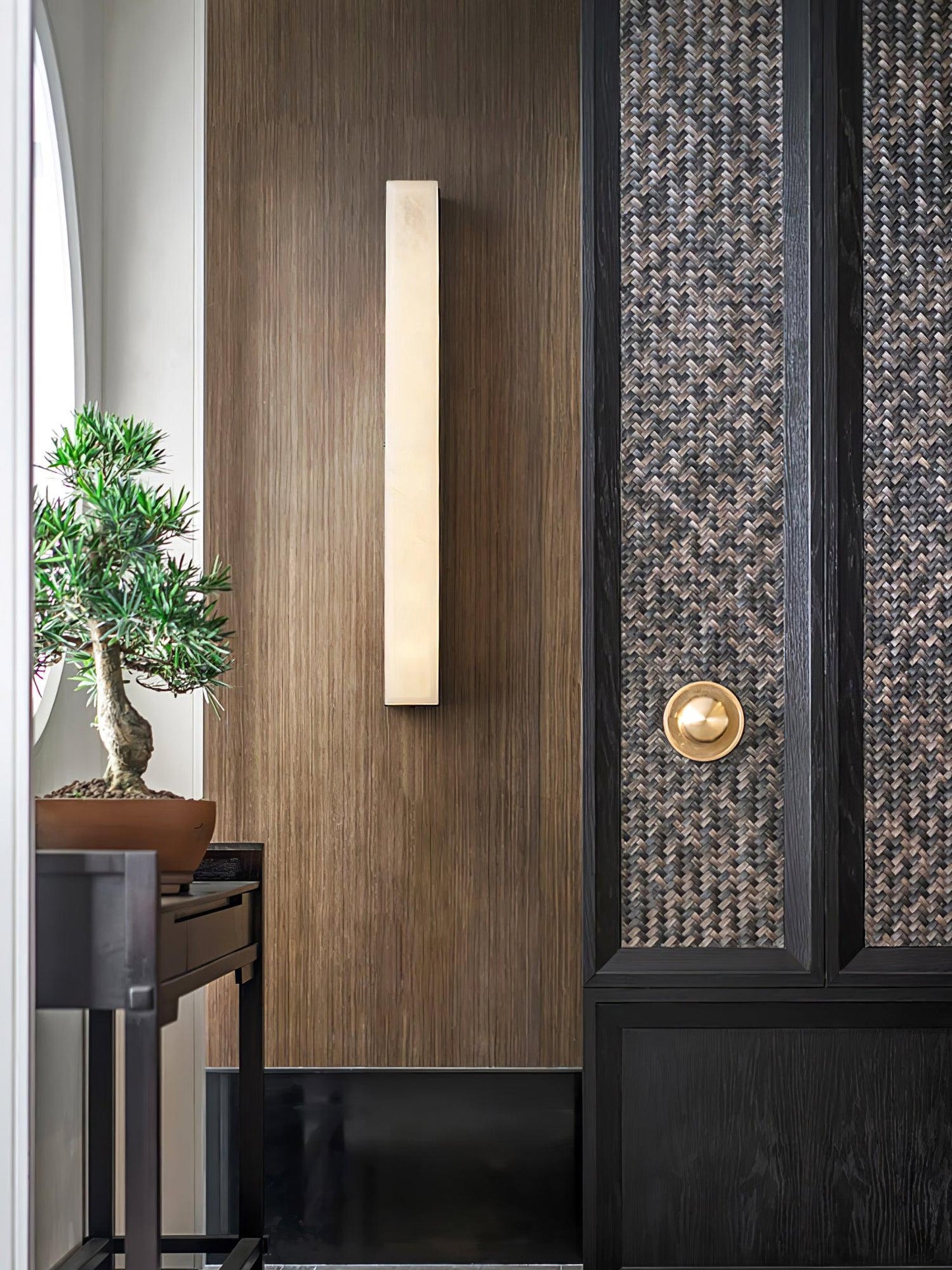 Emerson Alabaster Wall Lamp - Adjustable Brightness & Elegant Design