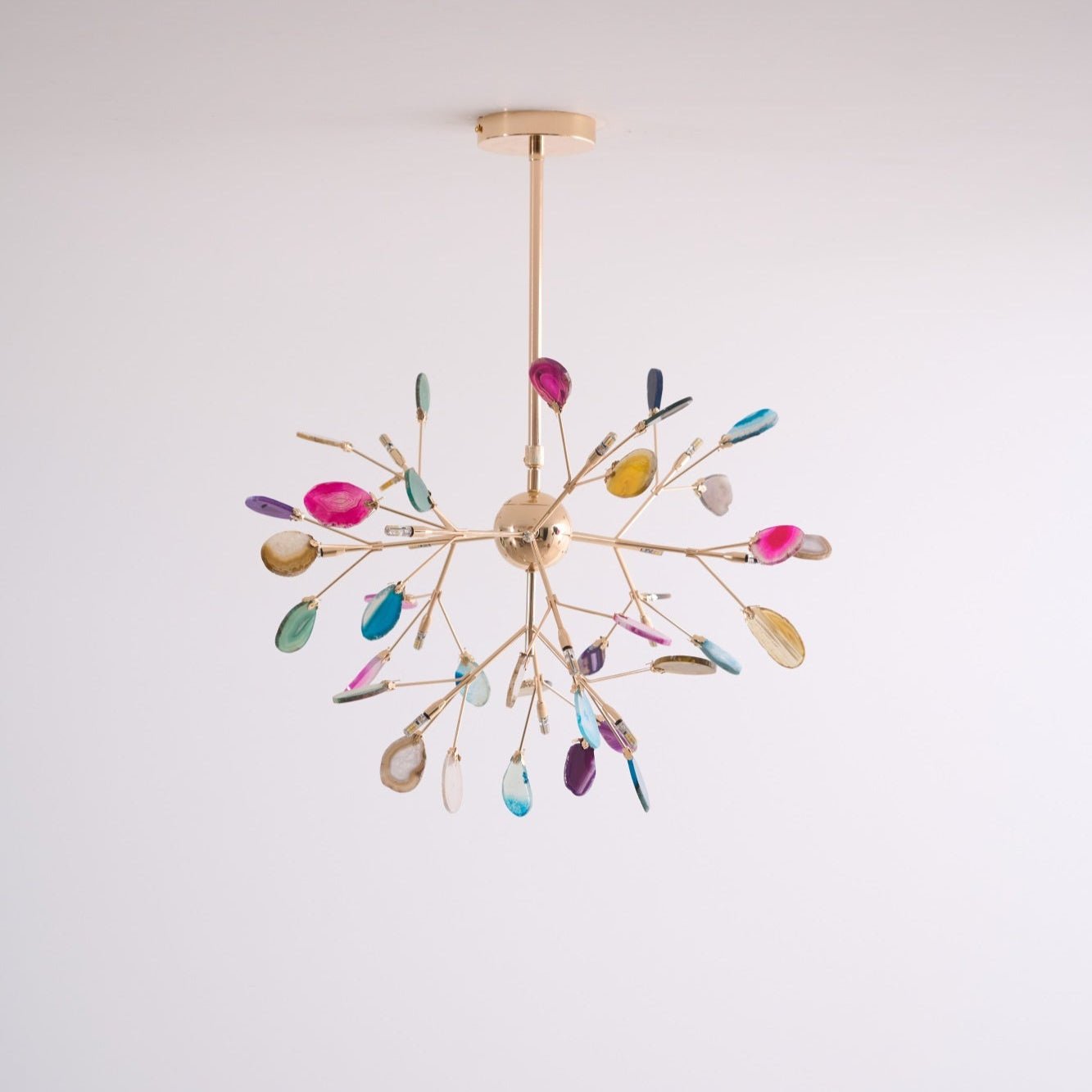 Elegant Agate Flake Chandelier with Adjustable Height & Soft Lighting