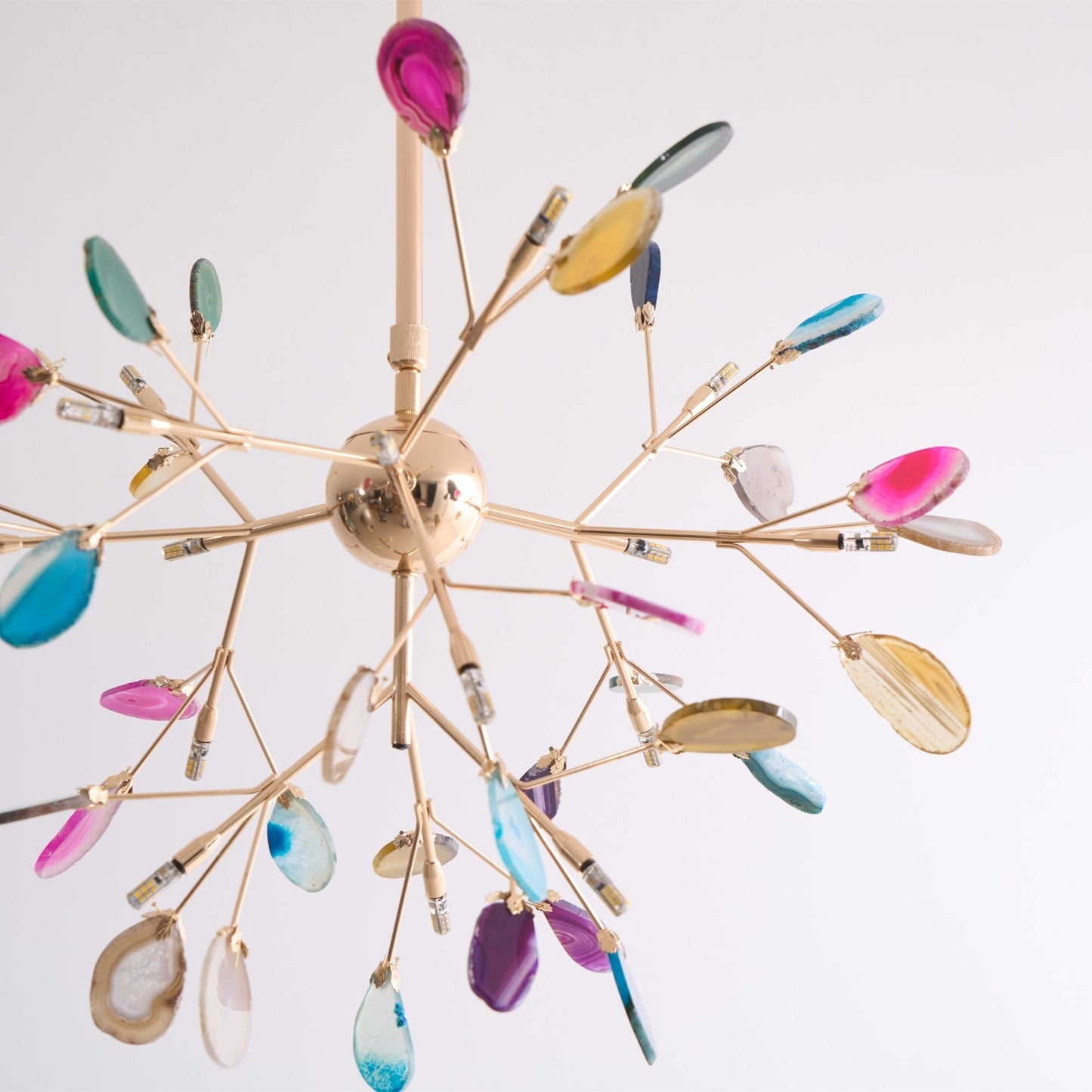 Elegant Agate Flake Chandelier with Adjustable Height & Soft Lighting