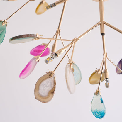 Elegant Agate Flake Chandelier with Adjustable Height & Soft Lighting