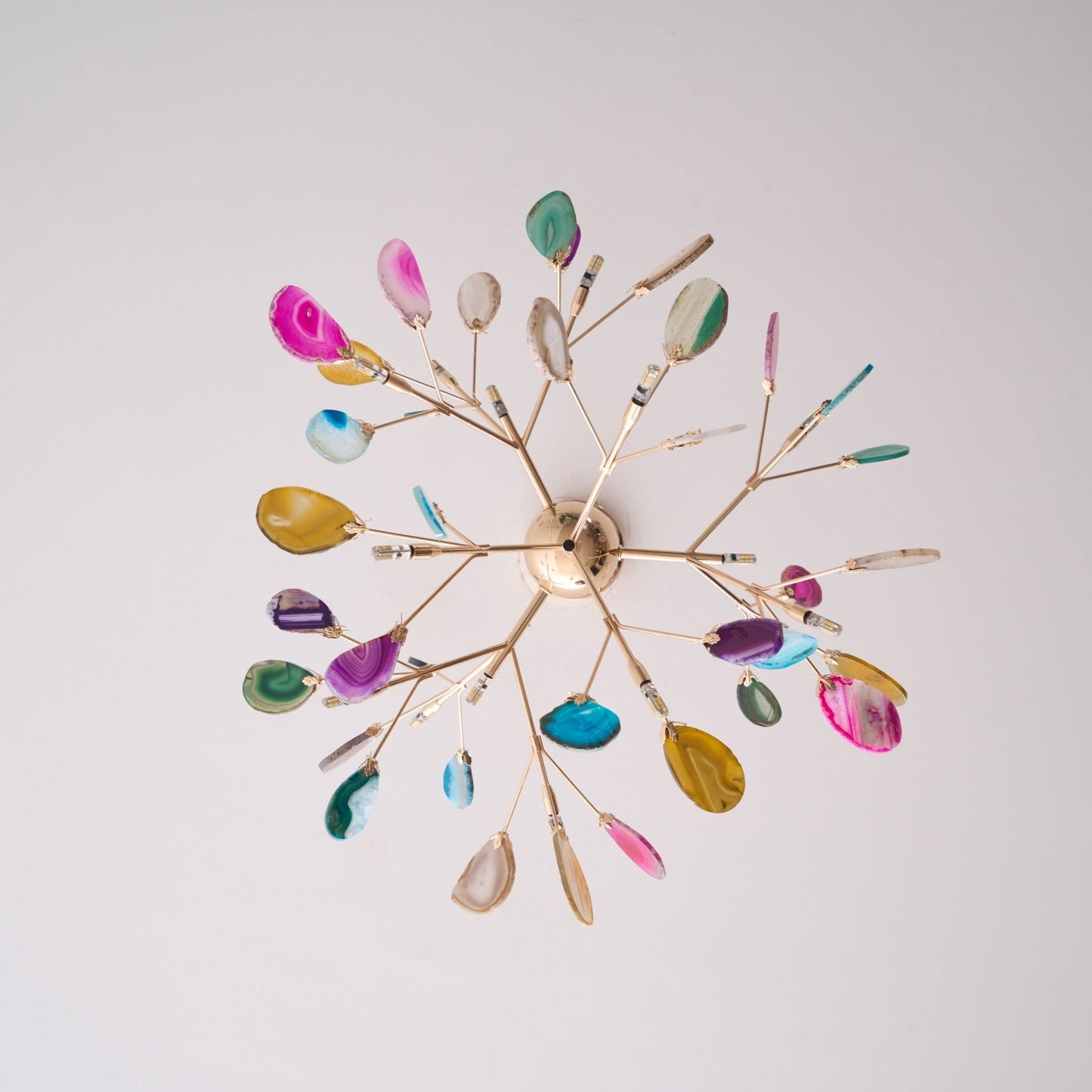 Elegant Agate Flake Chandelier with Adjustable Height & Soft Lighting