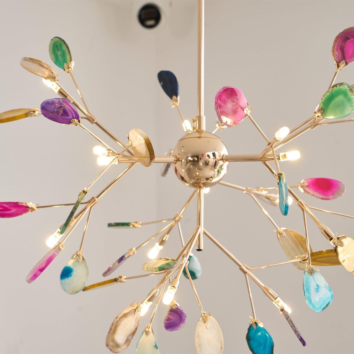 Elegant Agate Flake Chandelier with Adjustable Height & Soft Lighting