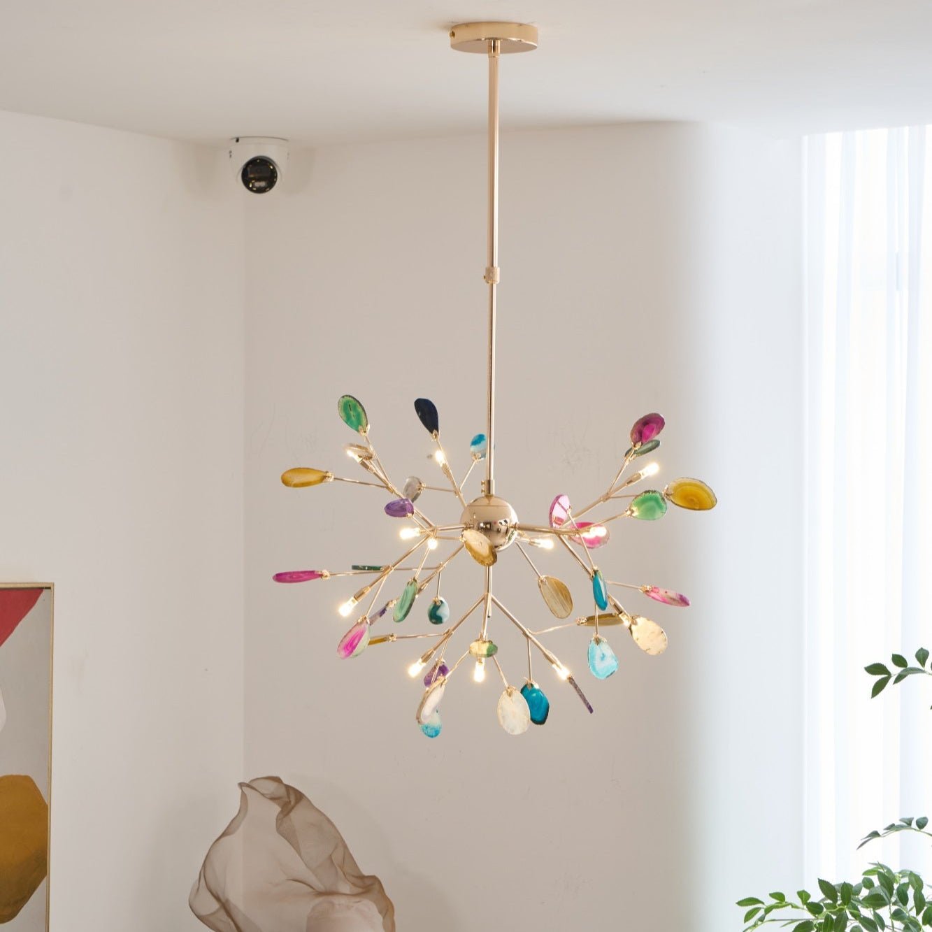 Elegant Agate Flake Chandelier with Adjustable Height & Soft Lighting