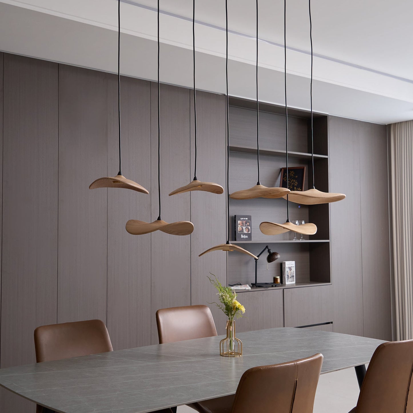 Modern Empty Leaf Chandelier - Elegant Design with Adjustable Height