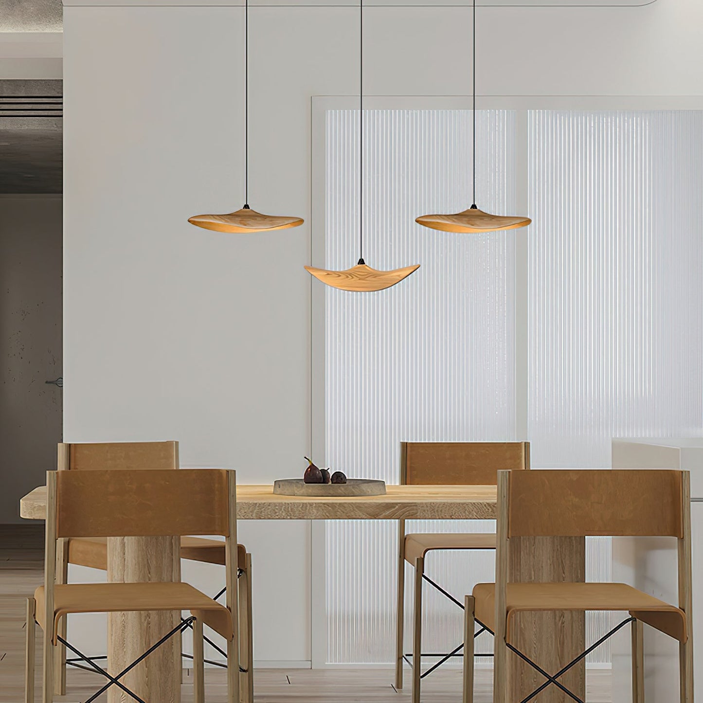 Modern Empty Leaf Chandelier - Elegant Design with Adjustable Height