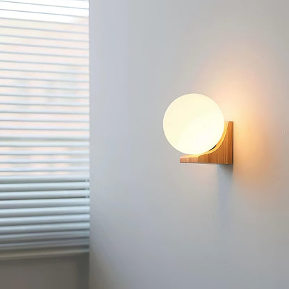 Evelyn Orb Wall Lamp - Adjustable Brightness & Modern Design