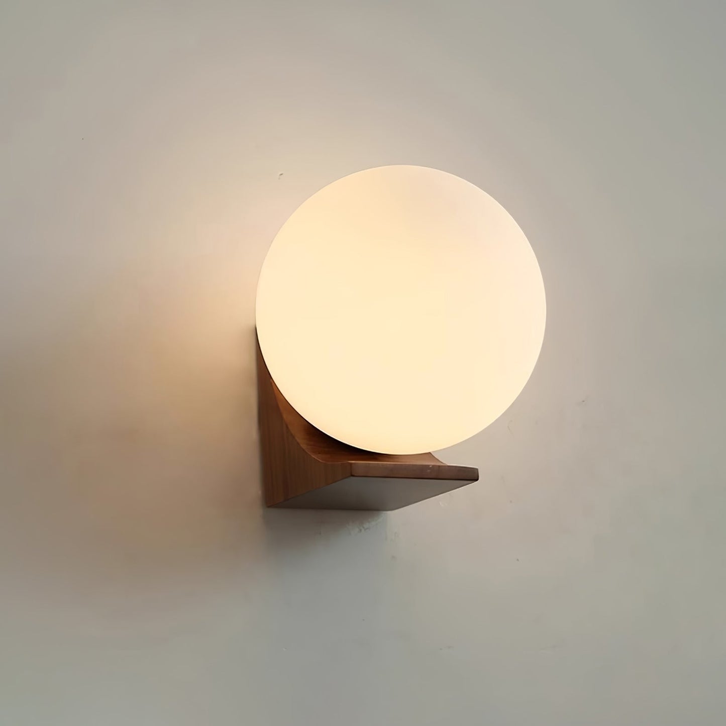 Evelyn Orb Wall Lamp - Adjustable Brightness & Modern Design