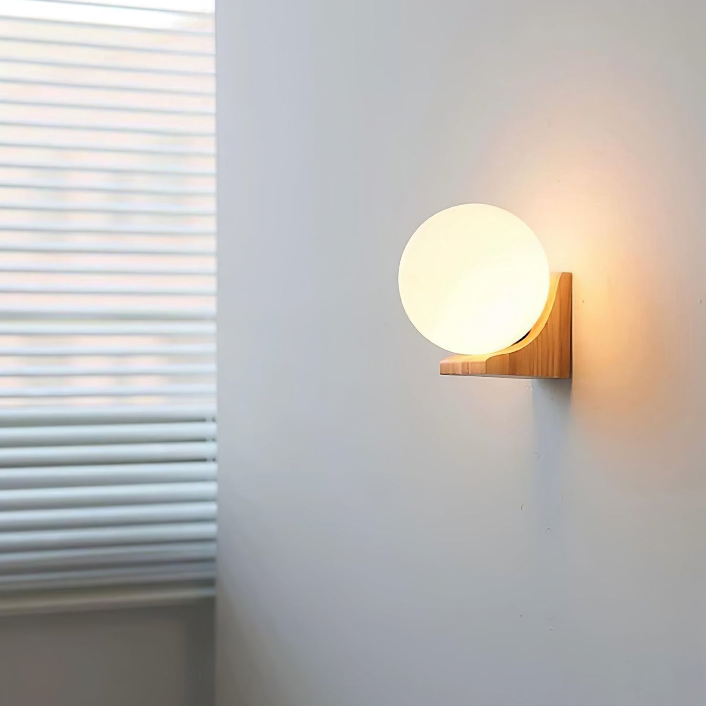 Evelyn Orb Wall Lamp - Adjustable Brightness & Modern Design