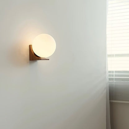 Evelyn Orb Wall Lamp - Adjustable Brightness & Modern Design