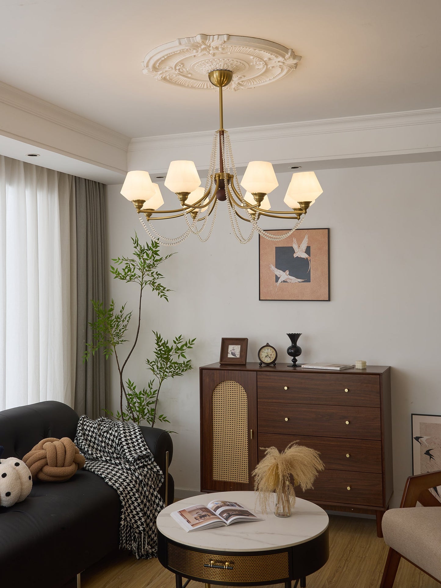 Evora Chandelier - Elegant Crystal Design with Adjustable Height & Dim