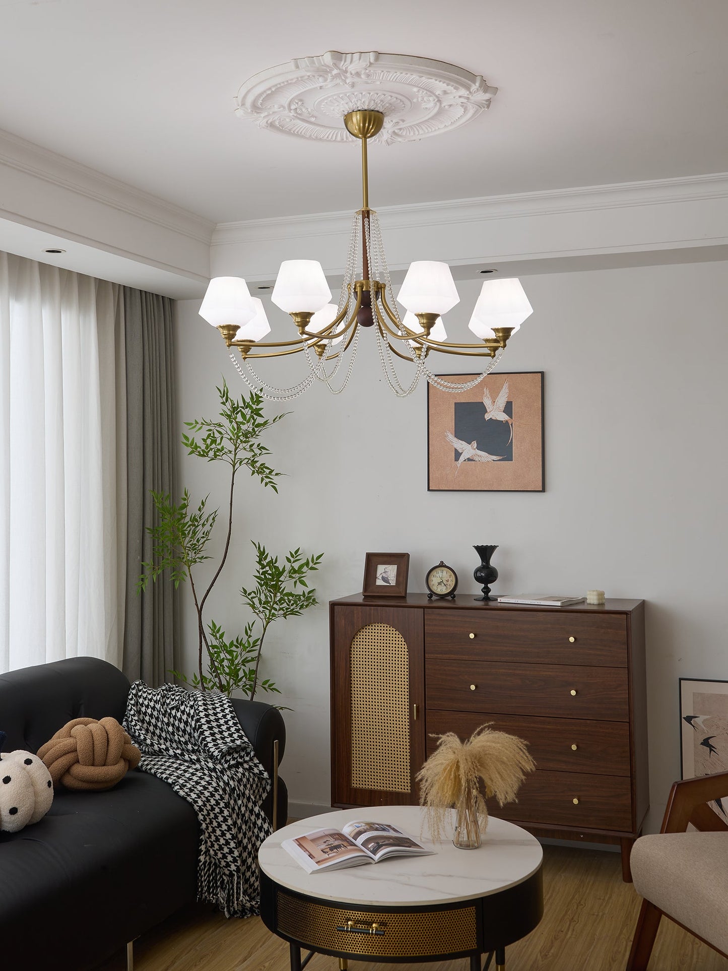 Evora Chandelier - Elegant Crystal Design with Adjustable Height & Dim