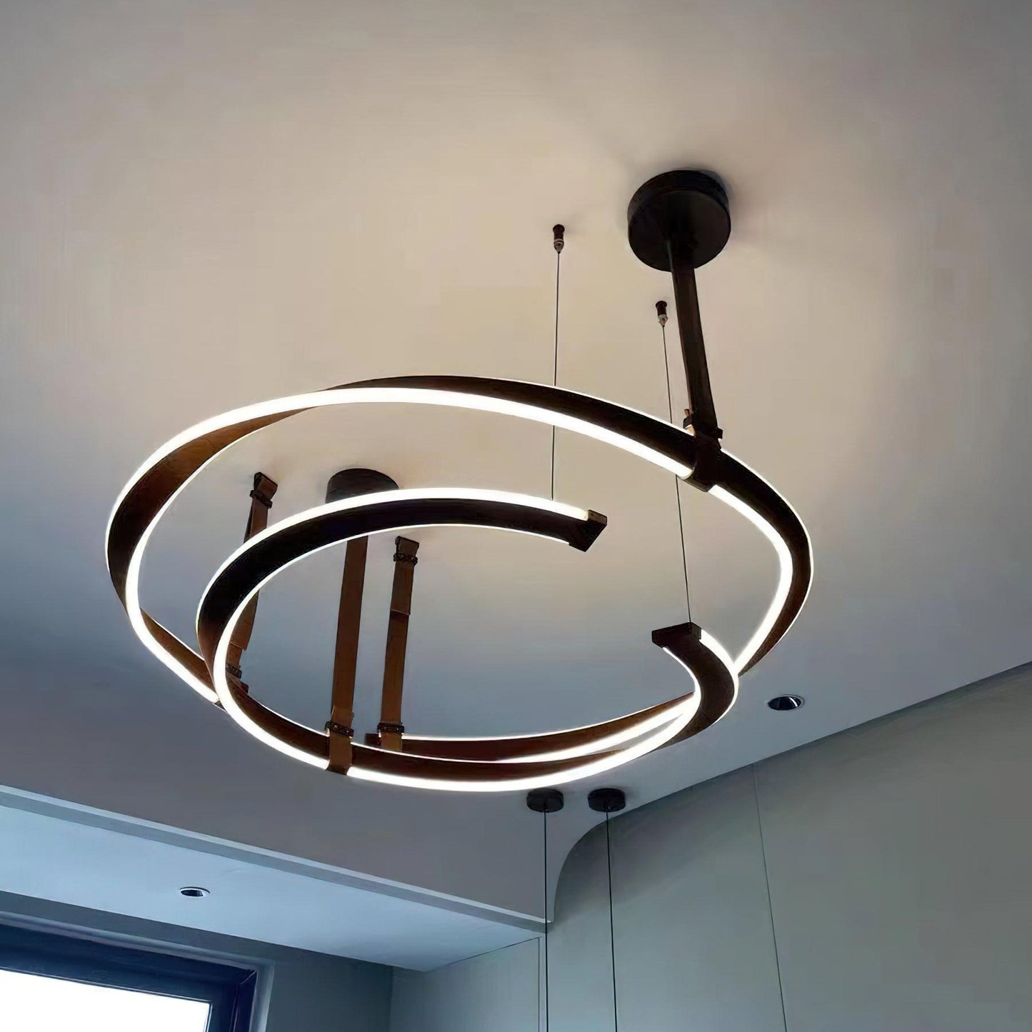 Finopi Modern Chandelier - Adjustable Height, Energy-Efficient LED