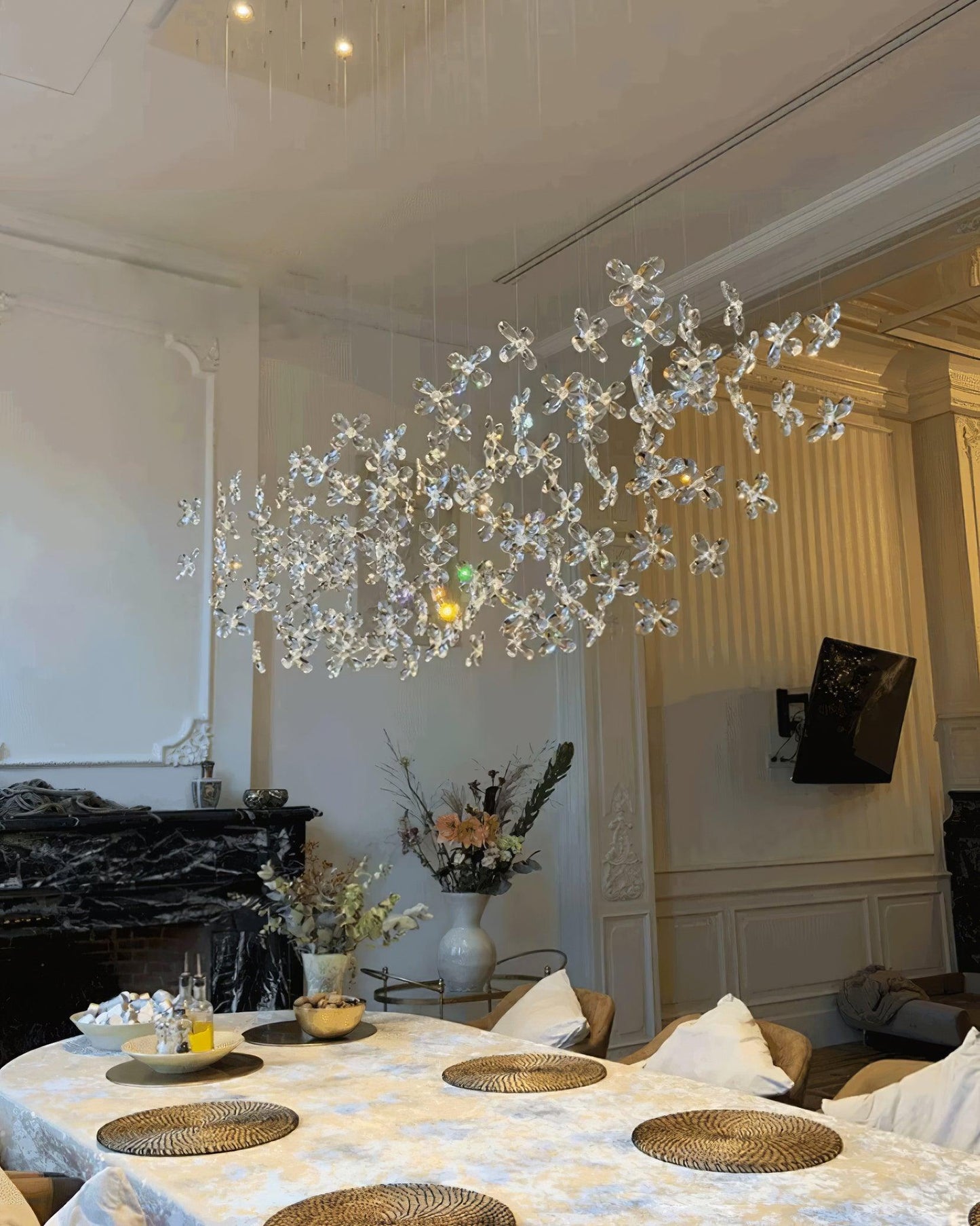 Elegant Floating Butterfly Chandelier with Adjustable Light and Remote