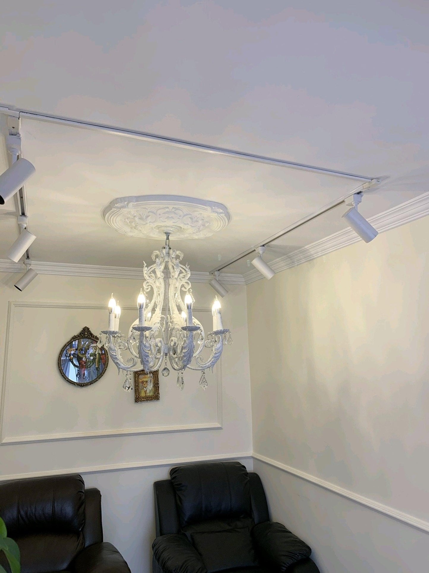 Elegant Candle Holder Chandelier with Adjustable Arms & Vintage Design