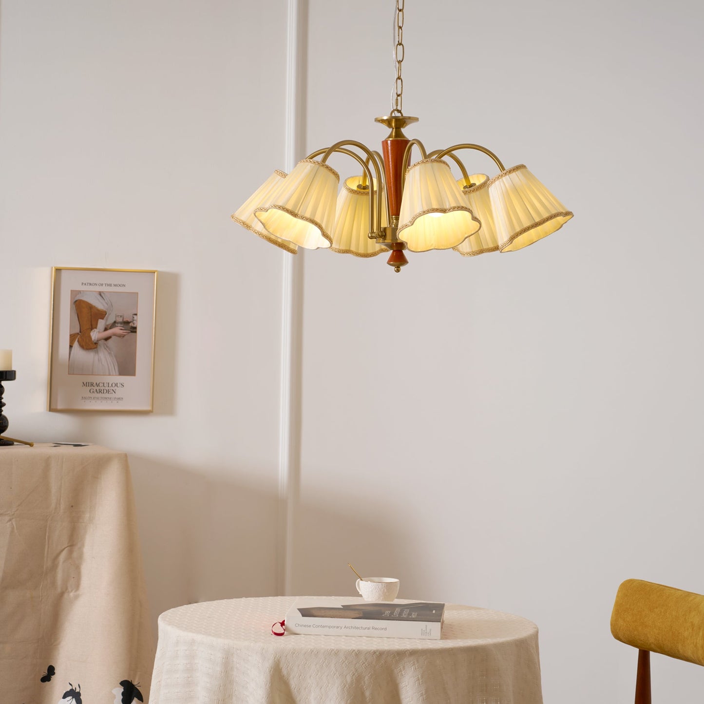 Bellora Bloom Crystal Chandelier - Elegant Design with Adjustable Heig