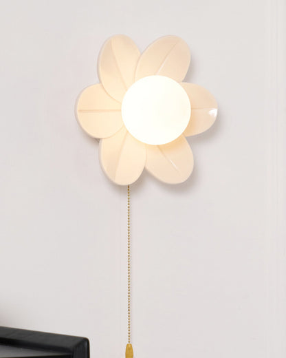 Elegant Flowers Wall Lamp with Soft LED Lighting and Adjustable Bright