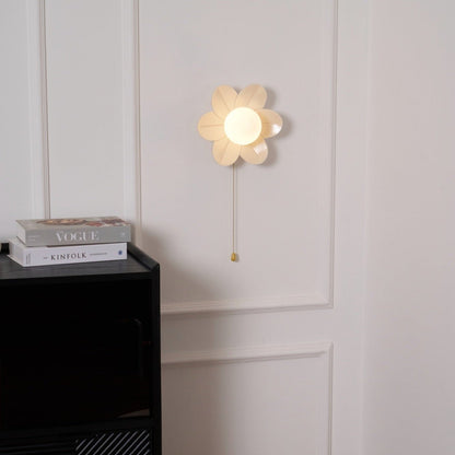 Elegant Flowers Wall Lamp with Soft LED Lighting and Adjustable Bright