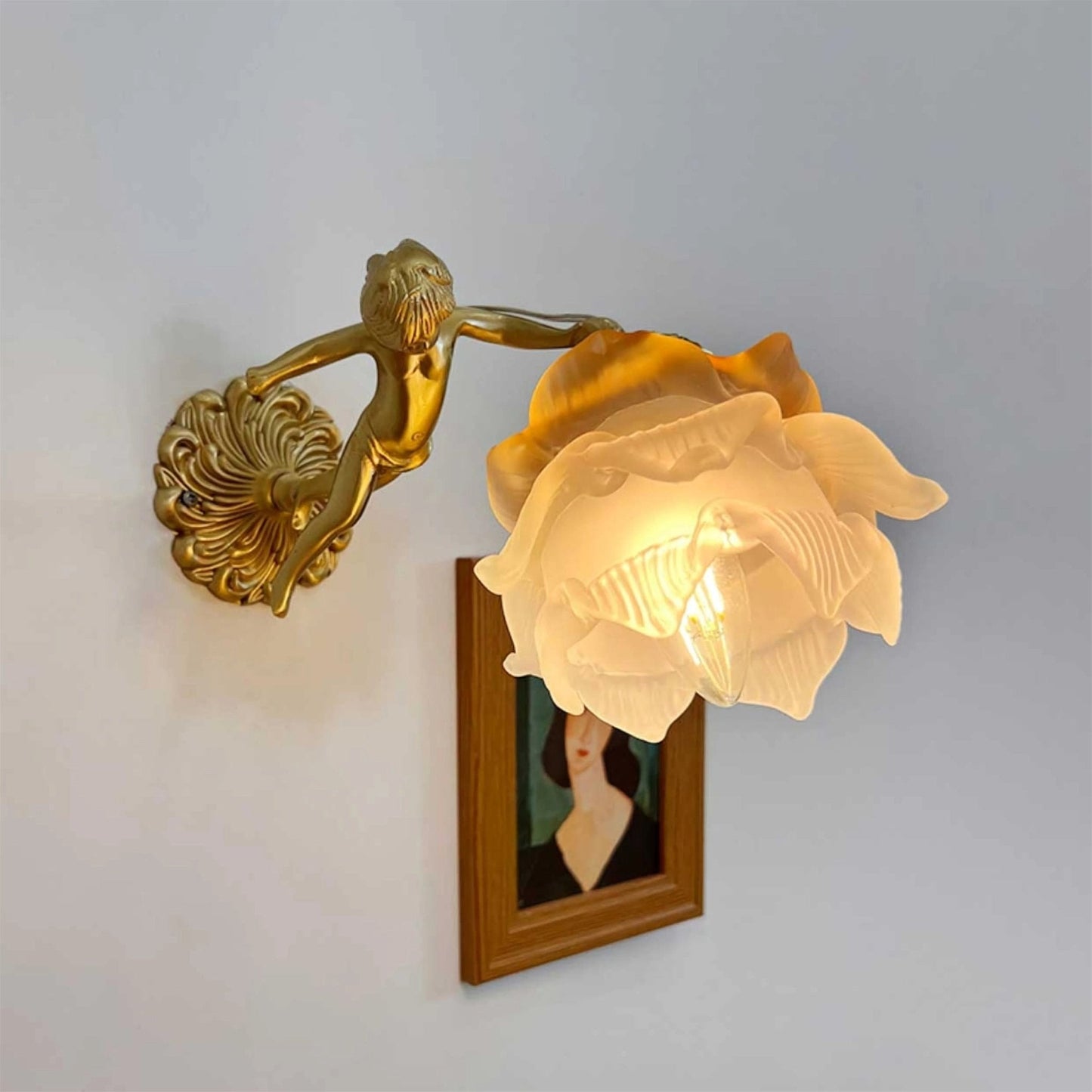 Flying Angel Wall Light - Dimmable, Energy-Efficient LED Design