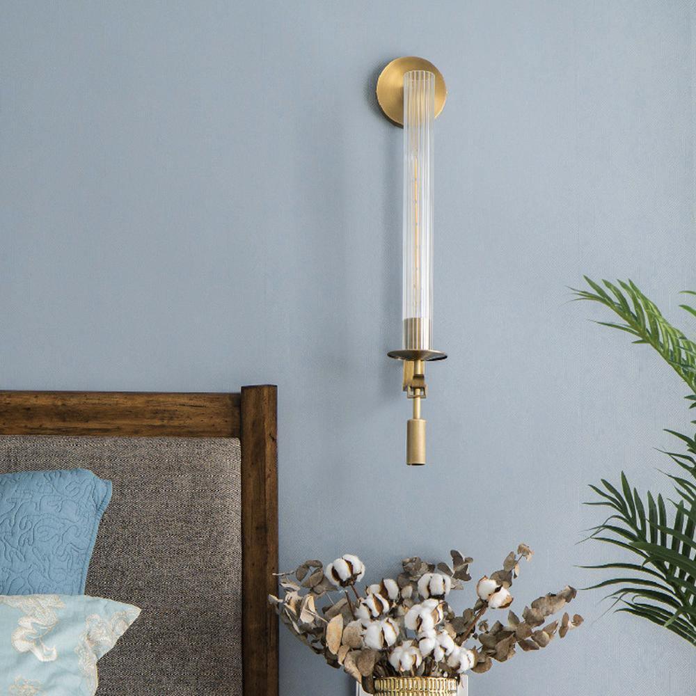 French Classicism Wall Lamp - Elegant Design with Adjustable Brightnes