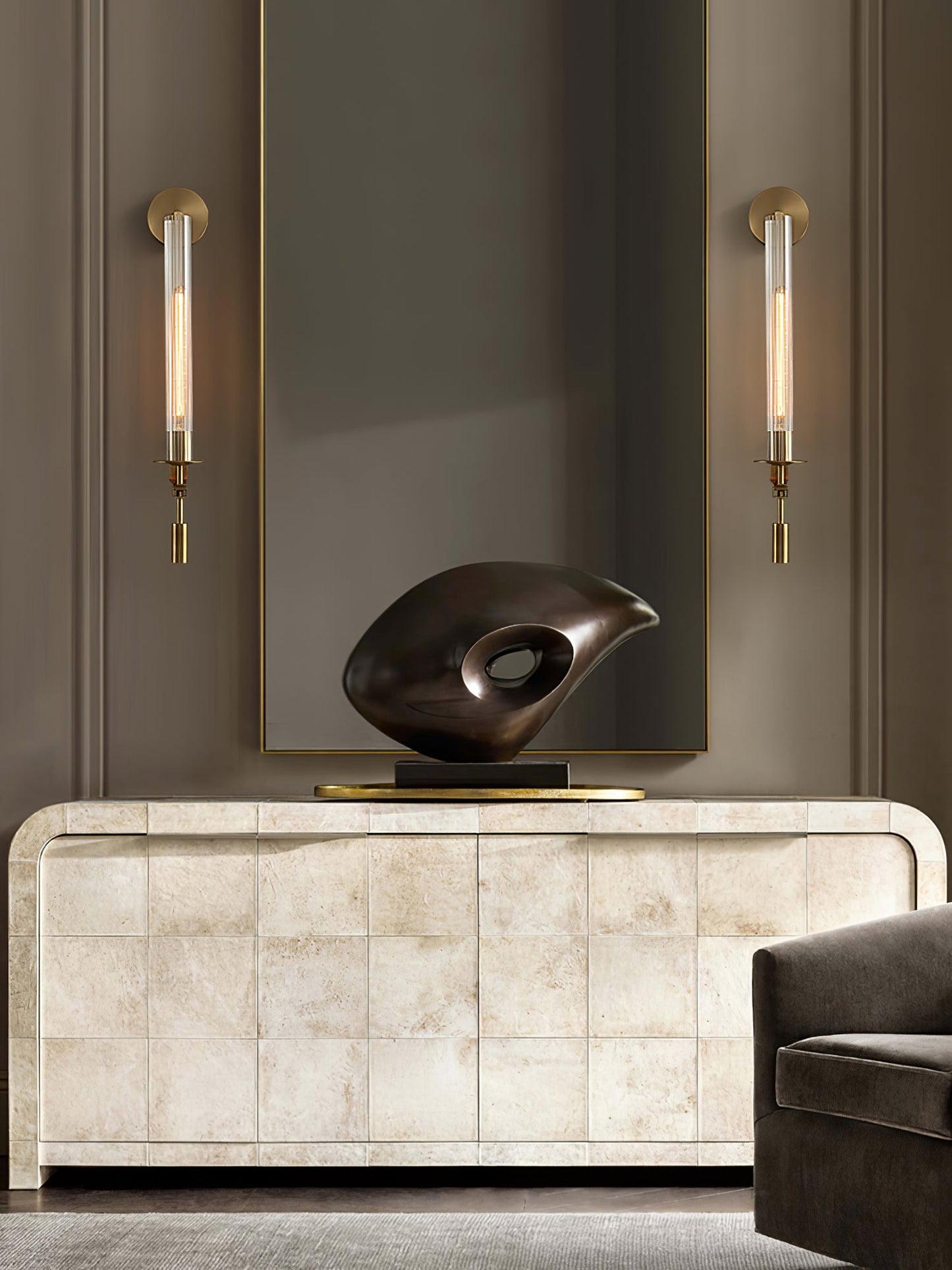 French Classicism Wall Lamp - Elegant Design with Adjustable Brightnes