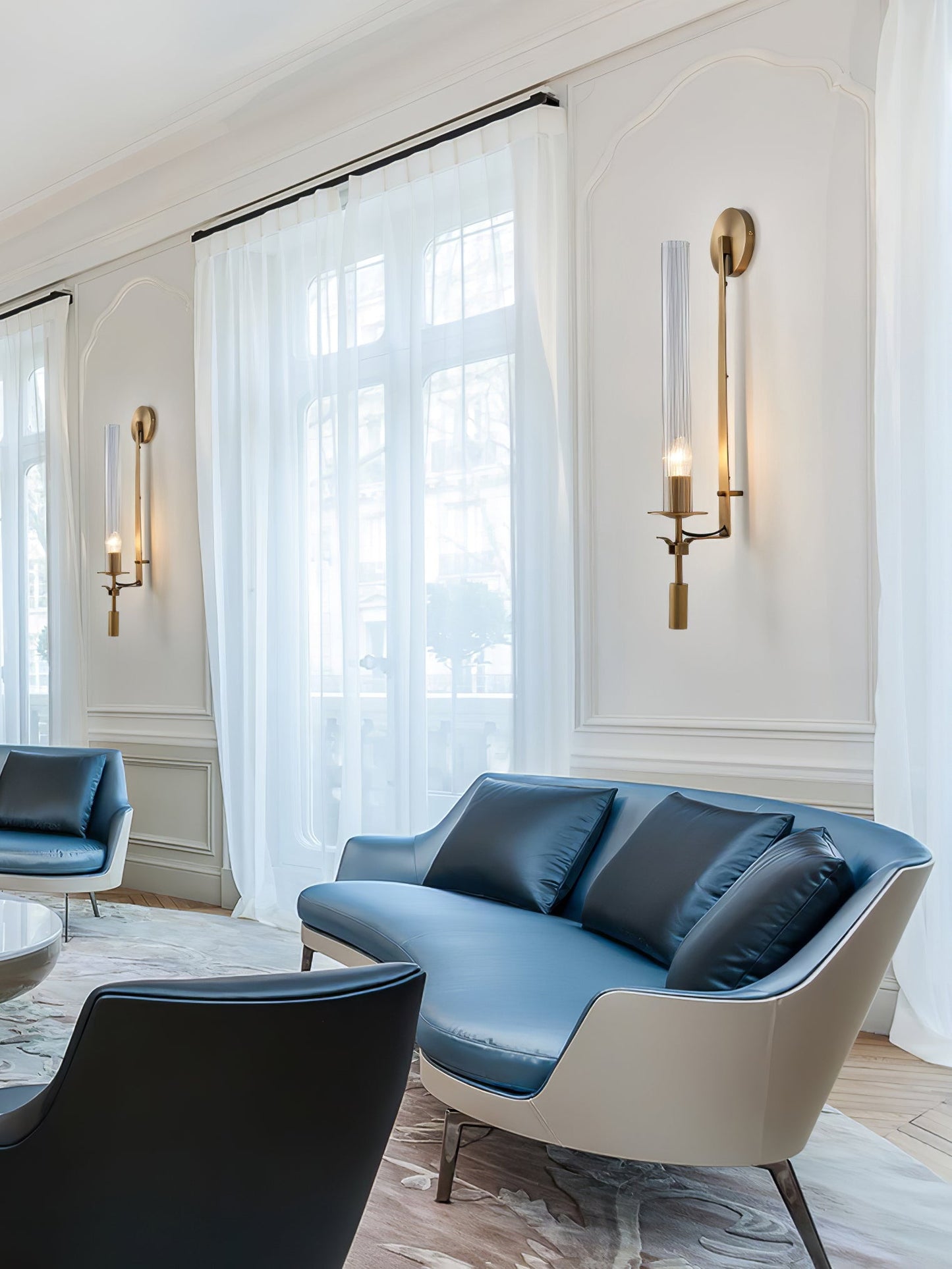 French Classicism Wall Lamp - Elegant Design with Adjustable Brightnes