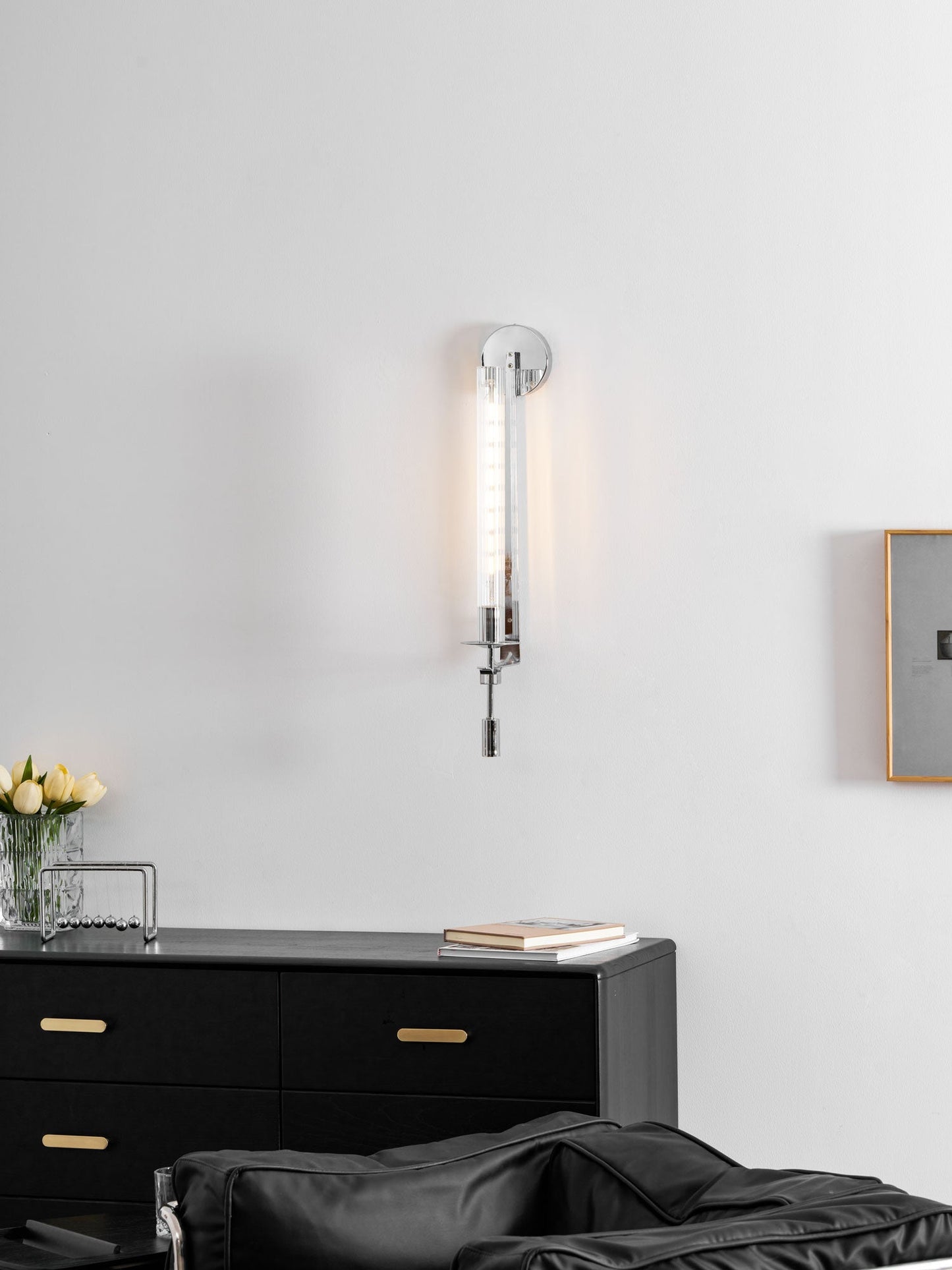 French Classicism Wall Lamp - Elegant Design with Adjustable Brightnes
