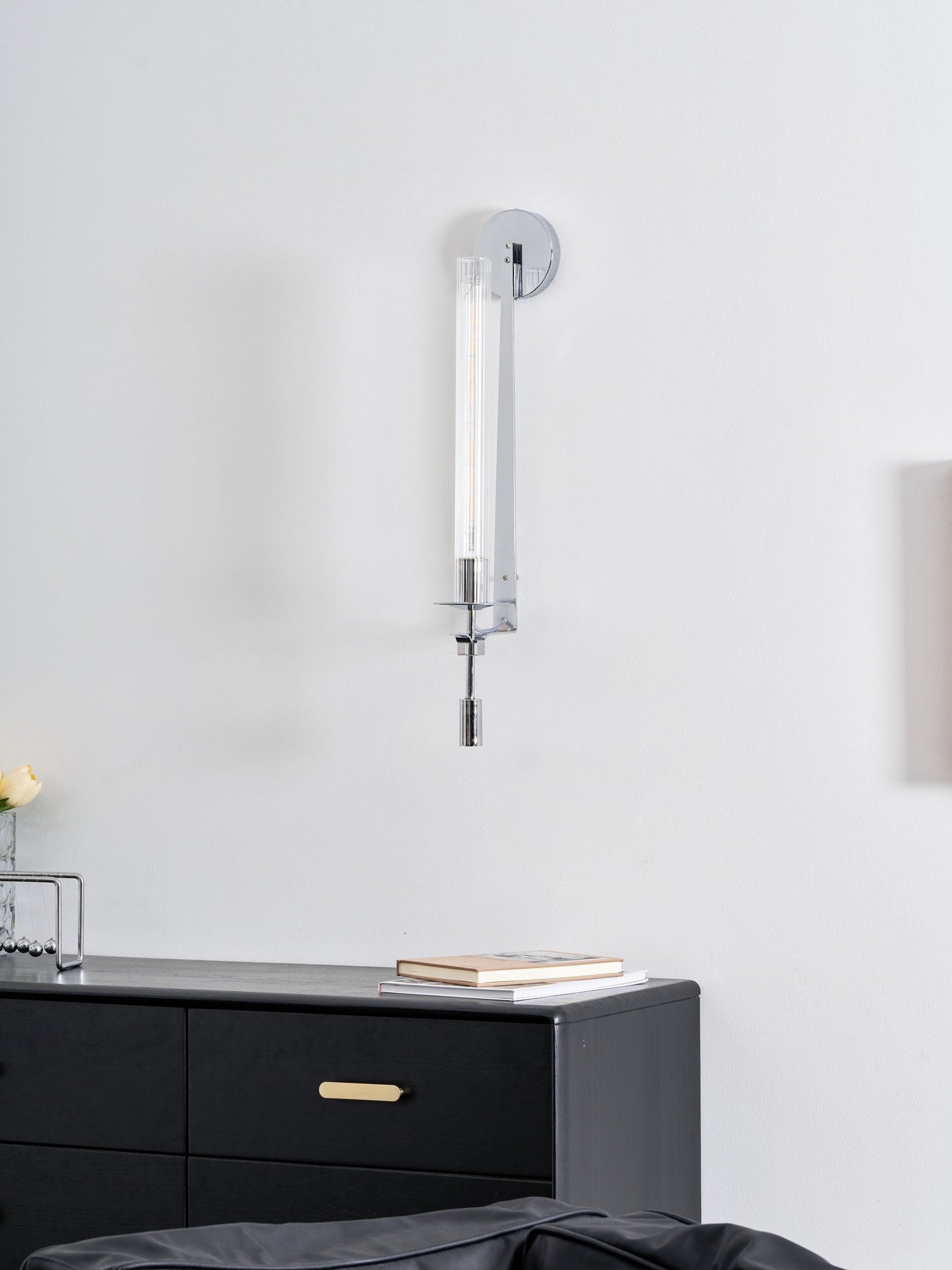 French Classicism Wall Lamp - Elegant Design with Adjustable Brightnes