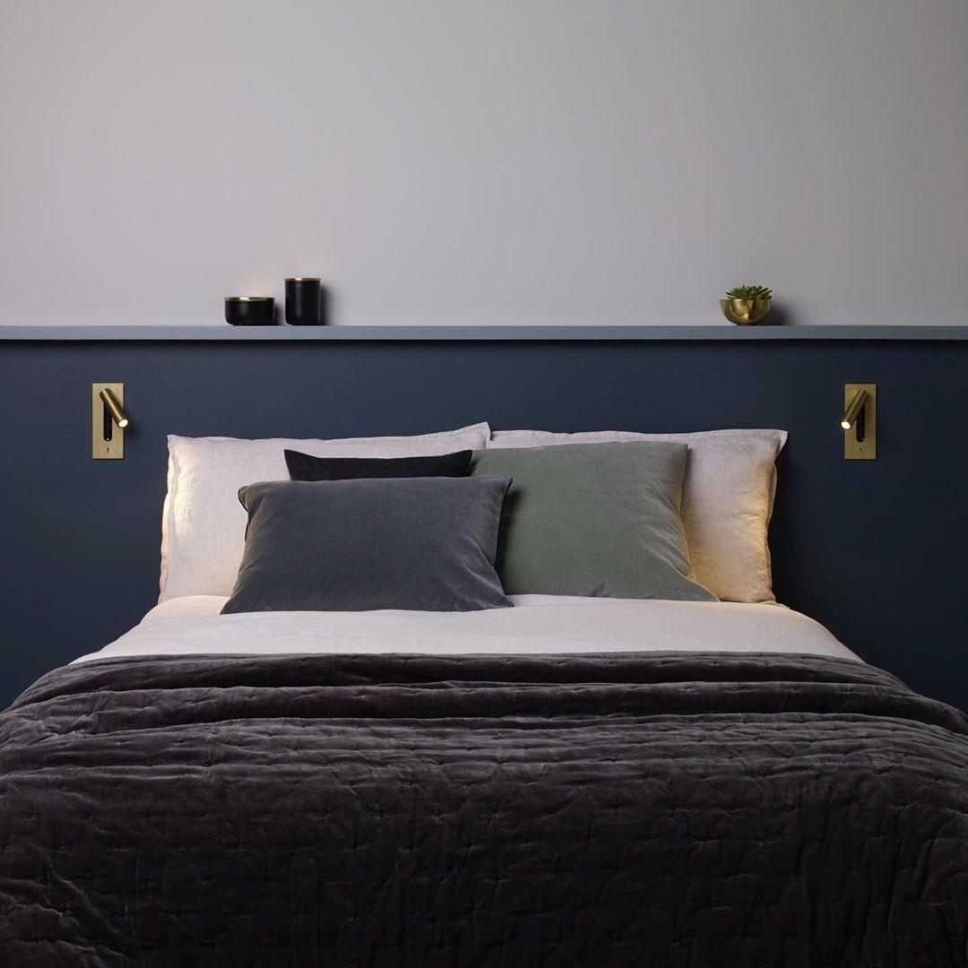 Folded Back Bedside Wall Lamp with Adjustable Brightness & Space-Savin