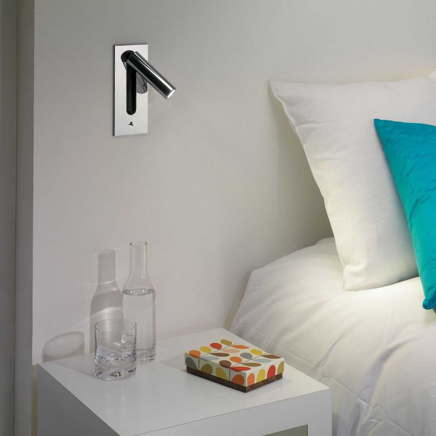 Folded Back Bedside Wall Lamp with Adjustable Brightness & Space-Savin