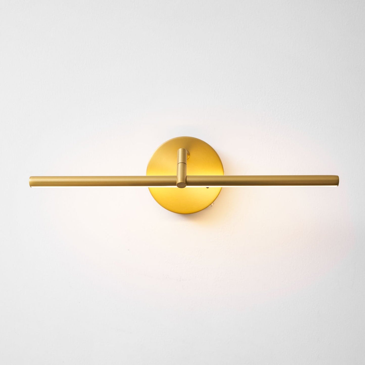 Galleria Slim Rechargeable Wall Light - Dimmable & Wireless Design