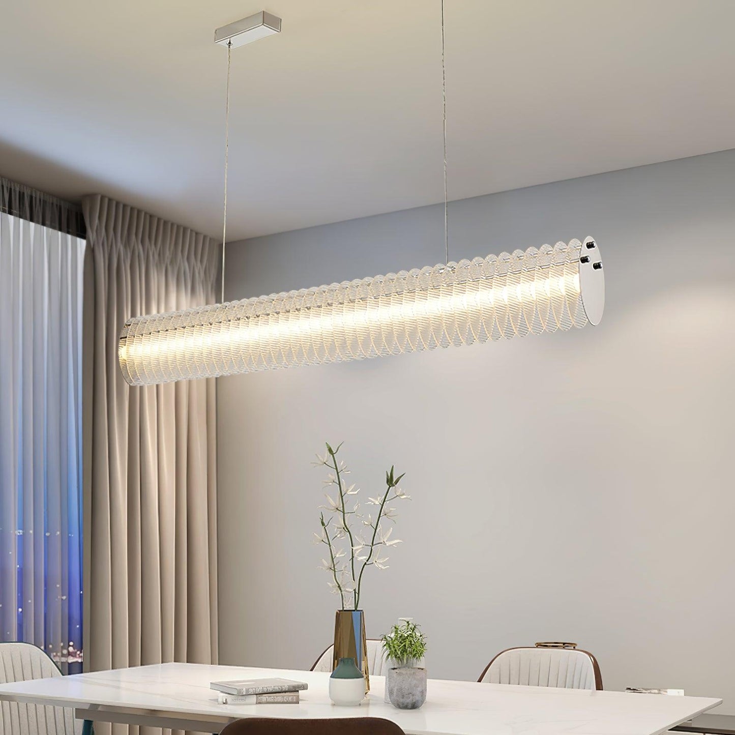 Elegant Gand Chandelier - Modern Design with Adjustable Brightness