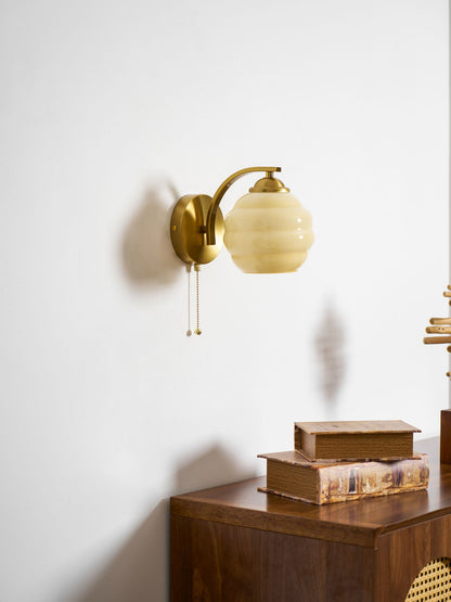 Gatsby Wall Lamp - Adjustable Brightness & Modern Design