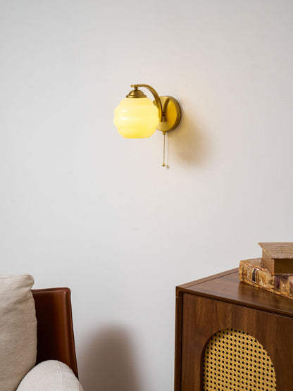 Gatsby Wall Lamp - Adjustable Brightness & Modern Design