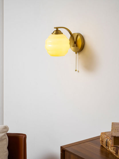 Gatsby Wall Lamp - Adjustable Brightness & Modern Design