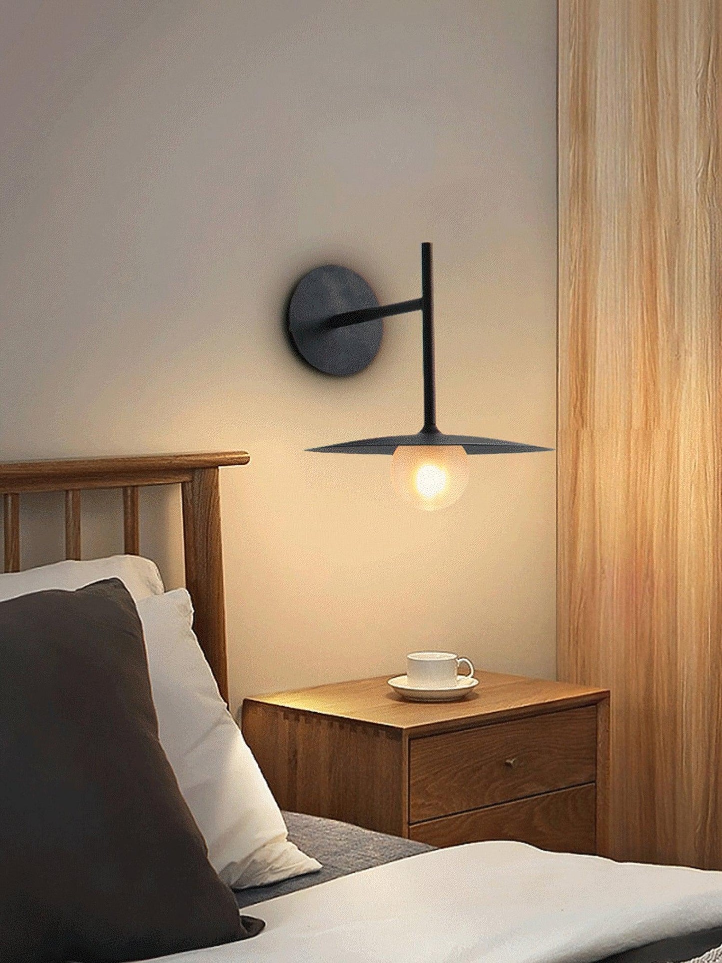 Gea Iron Wall Lamp - Adjustable Angle, Industrial Design, Durable Fini