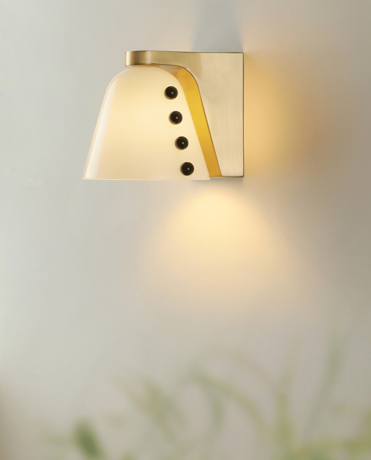 Gemma Glass Wall Lamp - Adjustable Brightness & Elegant Design