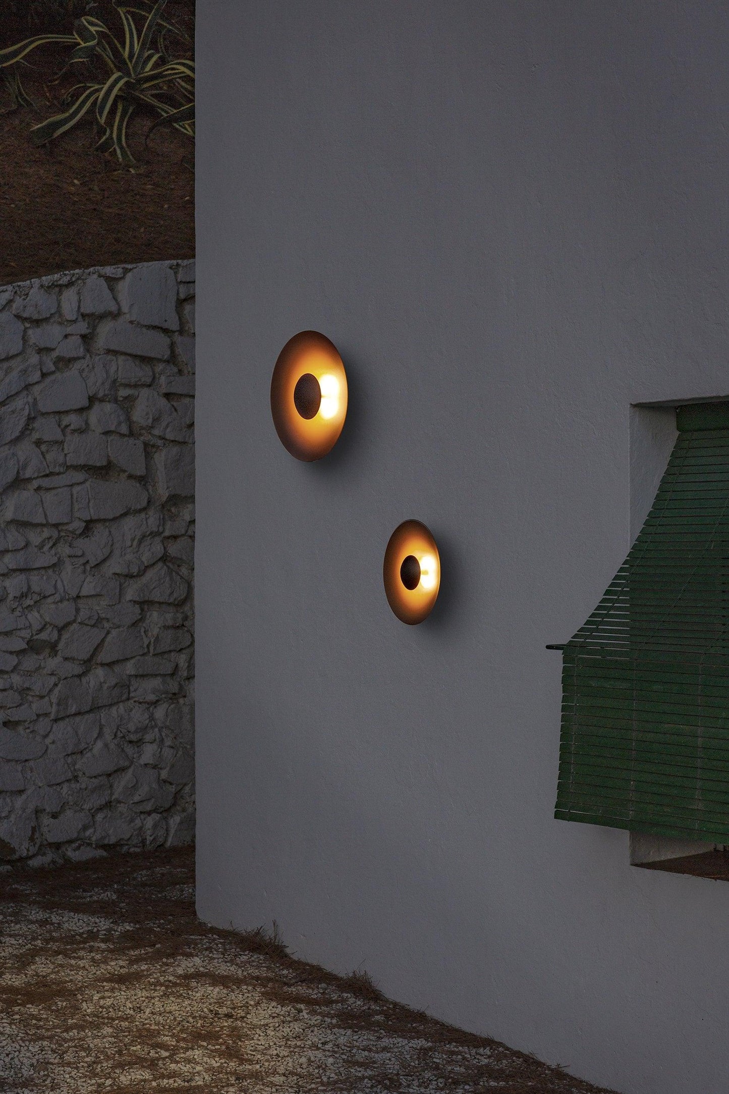 Simplicity Glow Plug-in Wall Light with Dimmable Brightness & Energy S