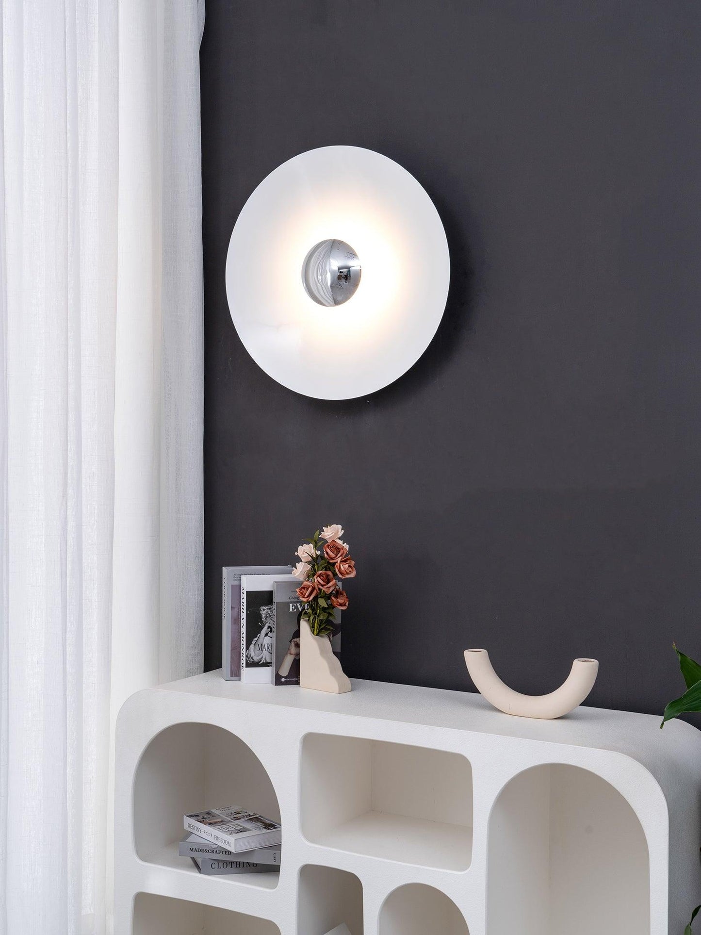 Simplicity Glow Wall Light - Adjustable Brightness & Energy Efficient