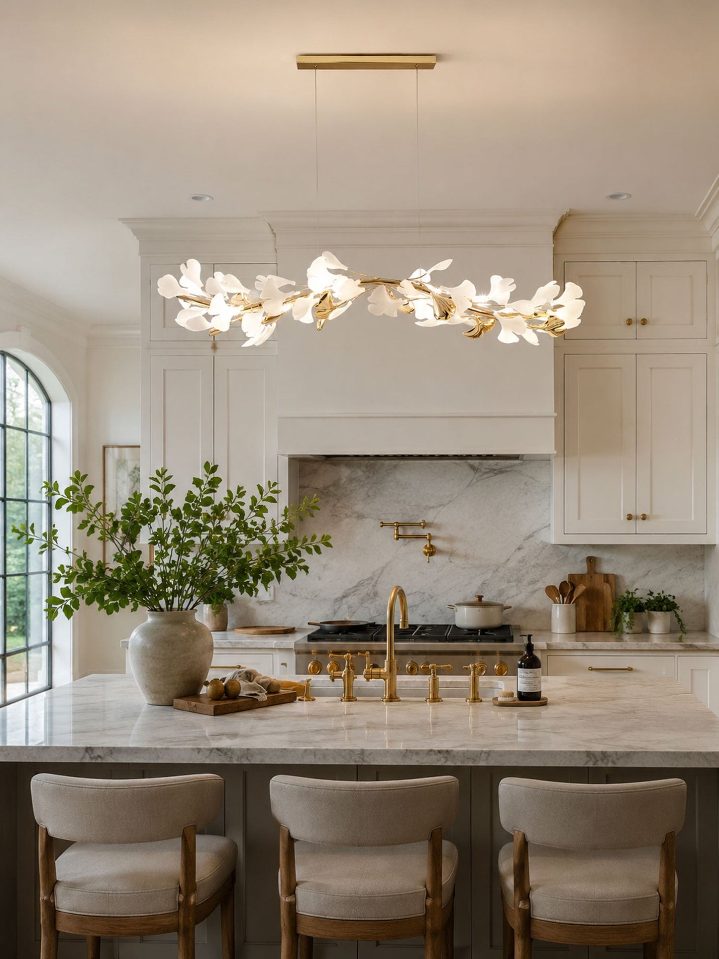 Gingko Garland Chandelier - Elegant Design with Adjustable Brightness