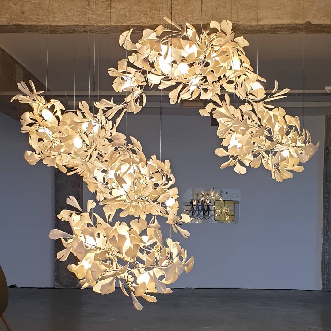 Gingko Leaves Chandelier - Elegant Design with Adjustable Brightness