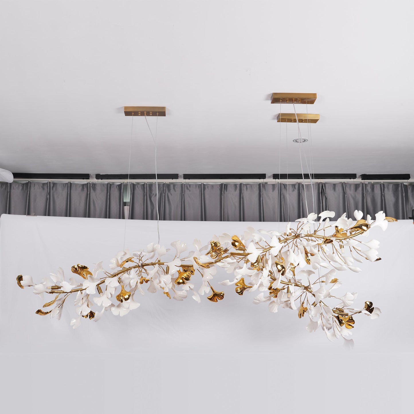 Gingko Bloom Chandelier - Elegant Design with Adjustable Brightness