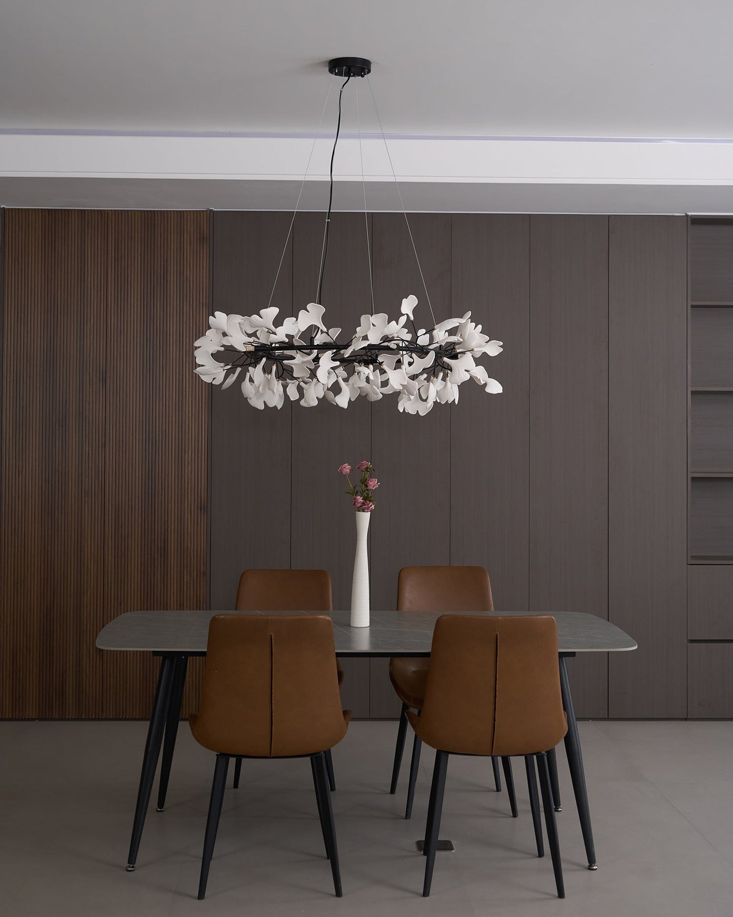 Gingko Crown Chandelier - Elegant Design with Adjustable Brightness