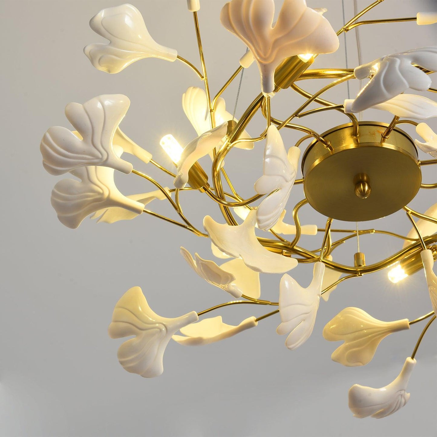 Gingko Ring Chandelier - Modern LED Design with Adjustable Brightness